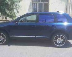 Volkswagen Touareg, 2004 il