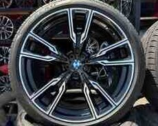 BMW X5 G05 M tech diskləri R22