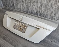 w204 arxa baqaj Mercedes