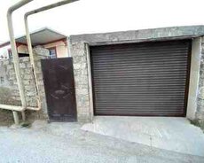 Həyət evi, Binə qəs