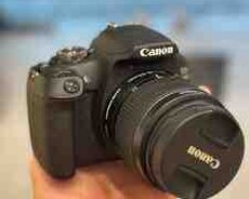 Canon eos 2000d fotoaparatı