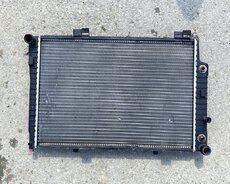 Mercedes W202 Su Radiatoru