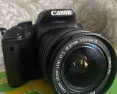 Fotoaparat Canon 650D