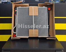 Kia Sorento 2009-2012 su radiatoru