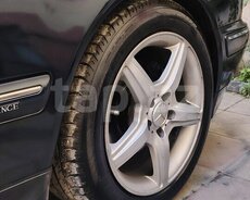Mercedes AMG təkəri R17