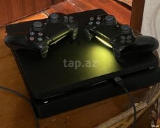 PlayStation 4 Slim 1TB