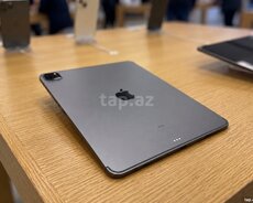 Apple iPad Pro 12.9-inch (5-ci nesil), 256 GB
