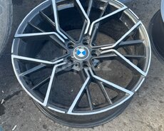 BMW G20, G30 diskləri R20
