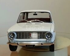 Lada Vaz 21011 modeli