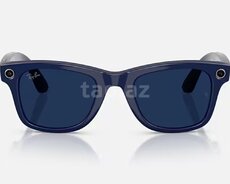 Ray-Ban Meta Wayfarer (Gen 2) Shiny Cosmic Blue   Transitions Sapphire