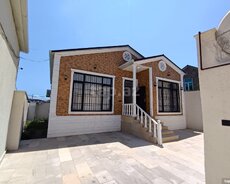 Həyət evi, Buzovna qəs