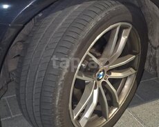 BMW G30 təkəri R18