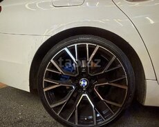 BMW təkərləri R20