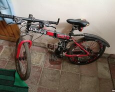 Velosiped adidas