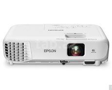 Proyektor Epson 660