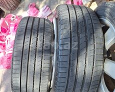 Toyota Camry təkərləri 245 45 R18