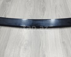 BMW F30 arxa şüşə üstü lipi