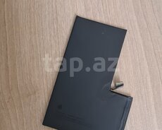 Apple iPhone 16 Pro Max batareyası