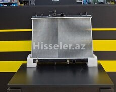 Nissan Sunny 2006-2012 Su Radiatoru