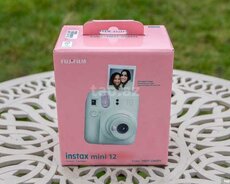 İnstax mini 12 fotoaparat