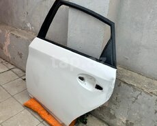 Toyota Prius qapısı