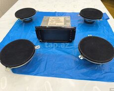 Jeep Wrangler original monitor və dinamiki