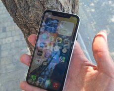 Apple iPhone XR White 64GB 3GB