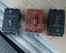 Elektrik yuvası