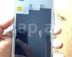 Apple iPhone 15 Pro Max ekranı