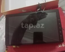 Avtomobil monitoru