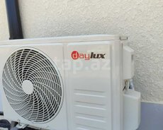 Kondisioner Daikin Daylux