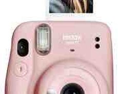 Fujifilm Instax Mini 11 Instant Camera - Blush Pink