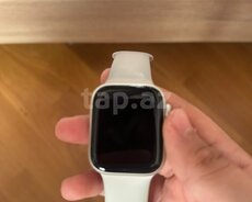 Apple Watch Series 9 Aluminum Starlight 45mm
