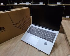 Huawei i5 13420H 16gb Ram 512 gb ssd