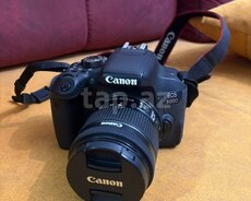 Fotoaparat CANON EOS 800D