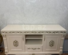 Televizor altlığı