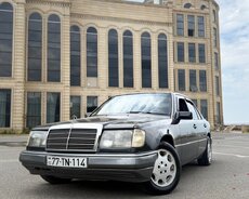 Mercedes 230, 1992 il
