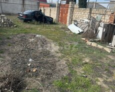 8 sot torpaq sahəsi, Albalı qəs
