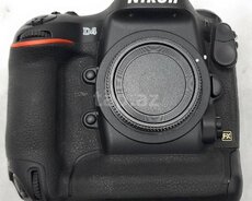 Nikon D4 fotoaparat