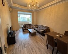 2-otaqlı mənzil kirayə verilir, Ceyhun Hacıbəyli küçəsi, 60 m