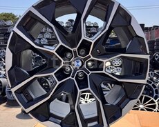 BMW X7 diskləri R22