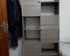 Kitab dolabı
