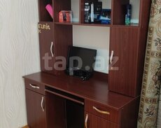 Kompüter masası