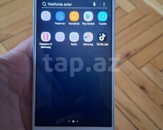 Samsung Galaxy J7 (2016) White 16GB 2GB