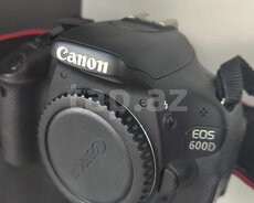 Fotoaparat Canon EOS 600D