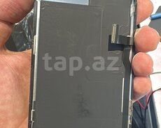 Apple iPhone 13 Pro Max ekranı