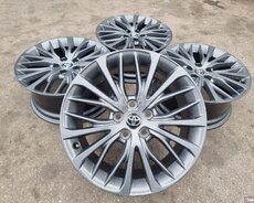Toyota Camry diskləri R18