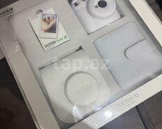 İnstax Mini 12 camera