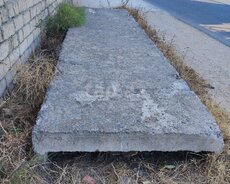 Beton plitə