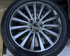 Range Rover 2006-2012 təkərləri 255 50 R20